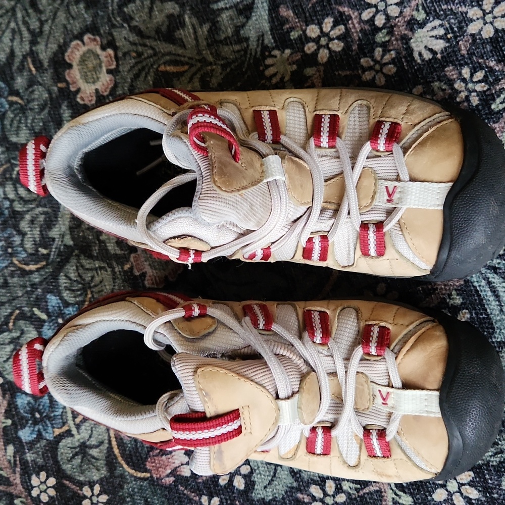 Keen Targhee Shoes Women's Walking, Hiking Shoes Brown, Maroon Size 6 - Picture 2 of 6